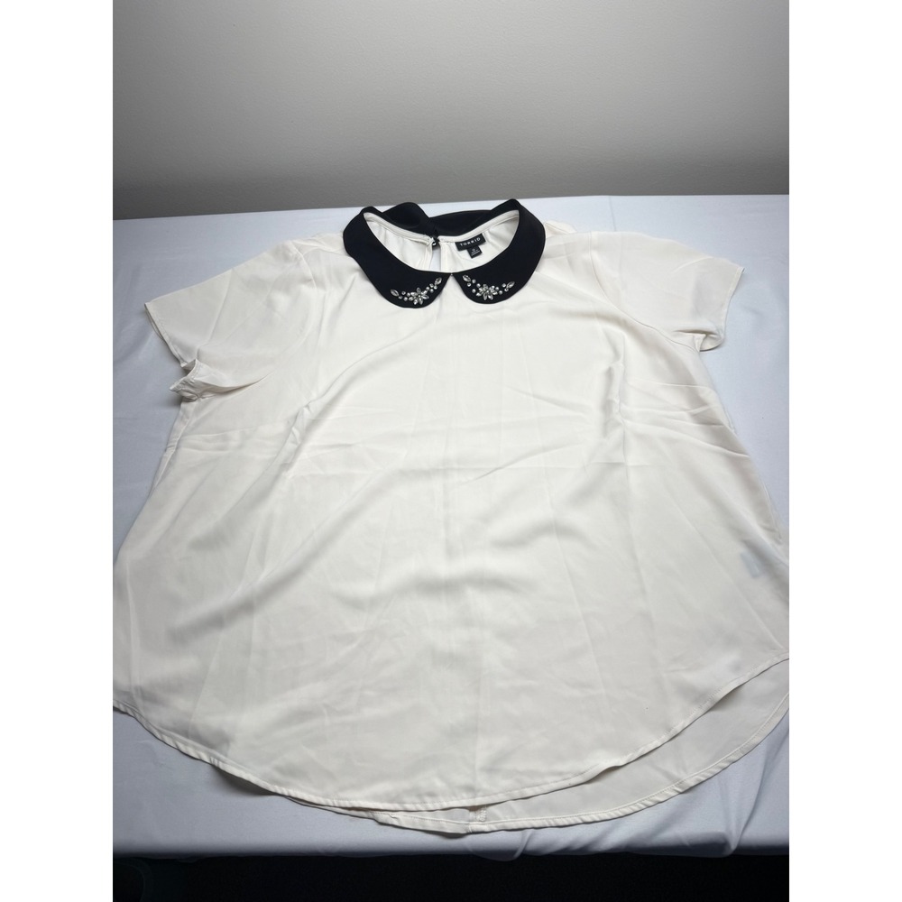 Torrid Ivory Embellished Peter Pan Collar Short Sleeve Blouse Size 0 XL Elegant